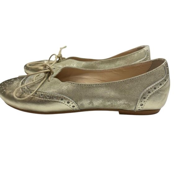 Ballerina‎ Gold Tone Metallic Leather Wingtip Loafer Flats, 7 - Picture 6 of 11